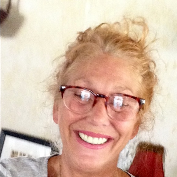 Meet your Posher, Patricia - Picture 4 of 4